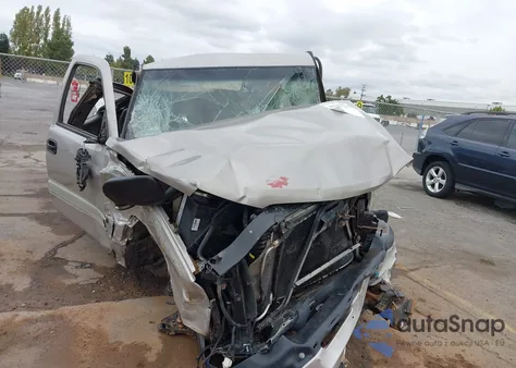 2005 Chevrolet Silverado 1500 Ls из США, поврежденный, VIN 1GCEC19V85Z280450